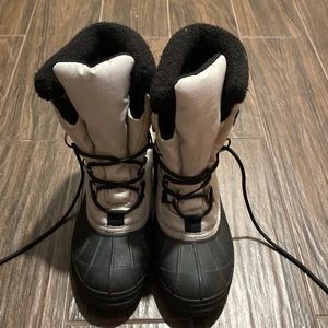 Sorel snow lace up thinsulate boots